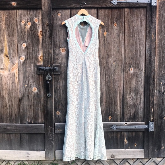 Prom/formal dress! - Picture 2 of 5